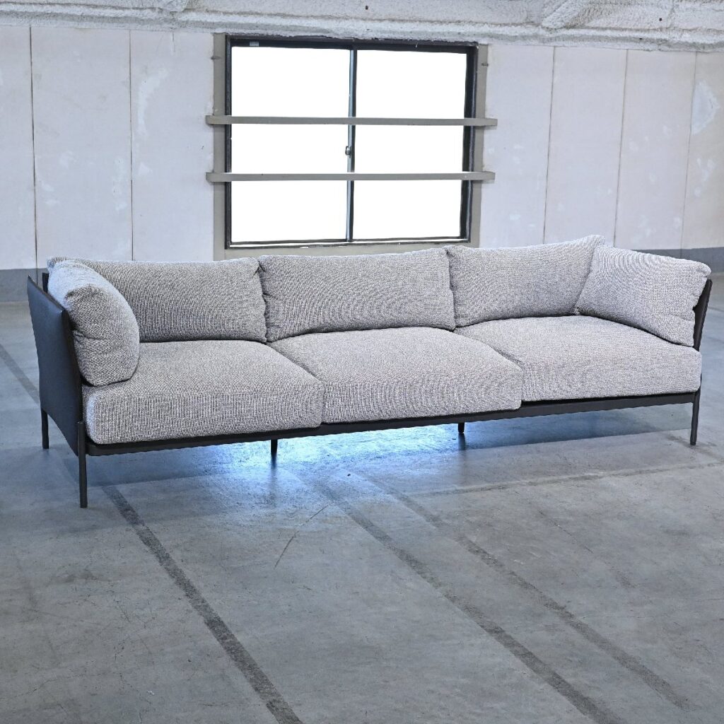 maruの買取実績：arflex 「BOURG / ブール」トリプルソファ