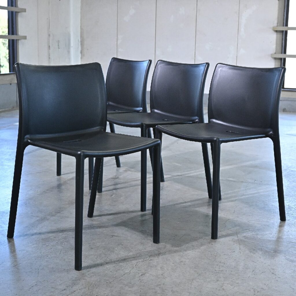 MAGIS 「AIR-CHAIR / エアチェア」ブラック 4脚セット ジャスパーモリソン スタッキング リビング ダイニングの商品写真