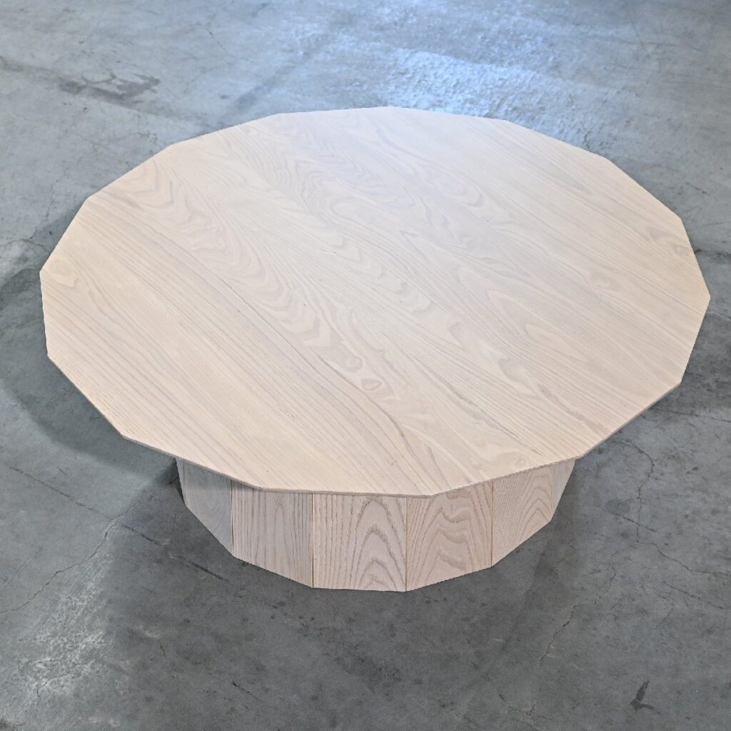 KNS 「Colour Wood Plain XL/カラーウッドプレーン」ローテーブル 栗材 多角形 センター リビングの商品写真