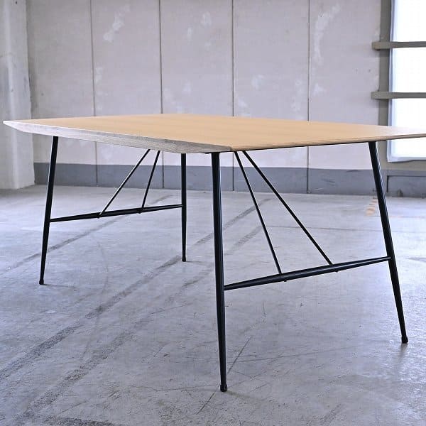未使用品 Fredericia ボーエ・モーエンセン 「3030」ダイニングテーブル オーク材 デンマーク製 スタジオテーブル スチールレッグ 机の商品写真