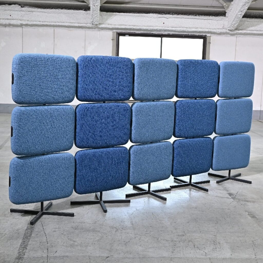 Knoll 「Telly Screen/テリースクリーン」パーテーション 3枚 5列 David Rockwell オフィス サロンの商品写真