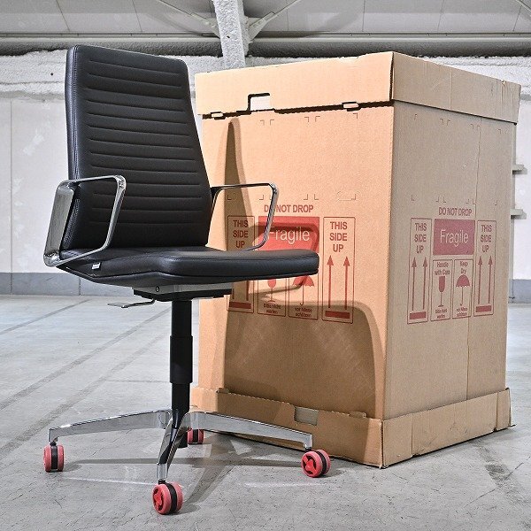 新品 未使用 Cassina ixc 取扱いInterstuhl社 「VINTAGE IS5 1V61/キャスタースウィベルチェア」B フォルカーエイジングの商品写真