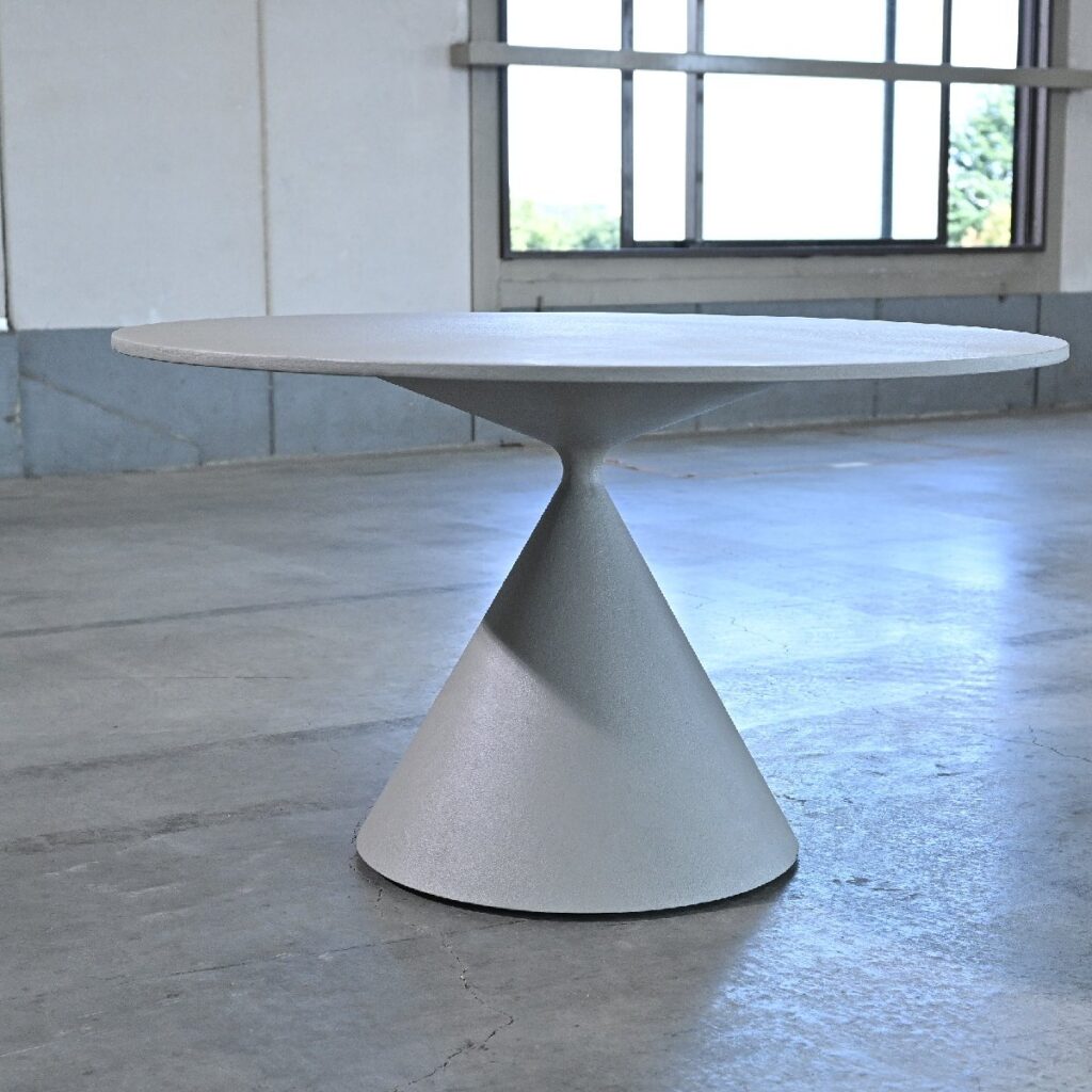 cassina ixc. DESALTO 「CLAY MINI」ラウンドテーブル ロータイプ a φ75cm Marcの商品写真