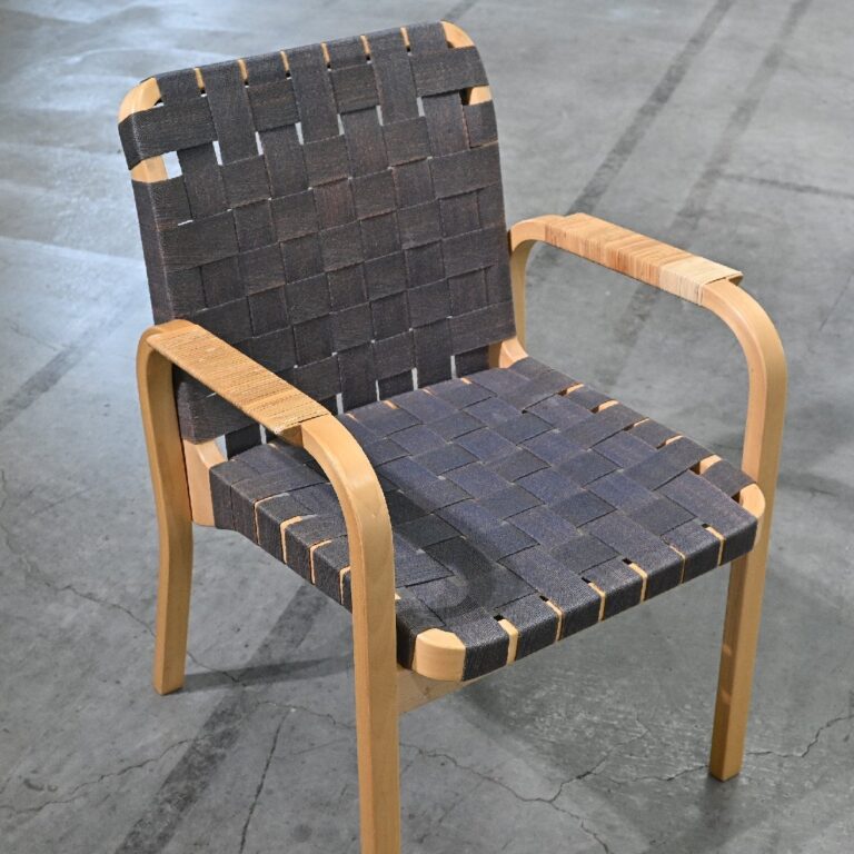 Artek 「No.45」アームチェア アルヴァ・アアルト カバザクラ材 リビング ダイニング 書斎 カフェ 店舗の商品写真