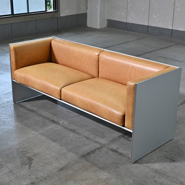 Cassina ixc. 「AIR FRAME/エアフレーム」トリプルソファ デヴィッド・チッパーフィールド 3人掛け 本革 カッシーナ・イクスシーの商品写真