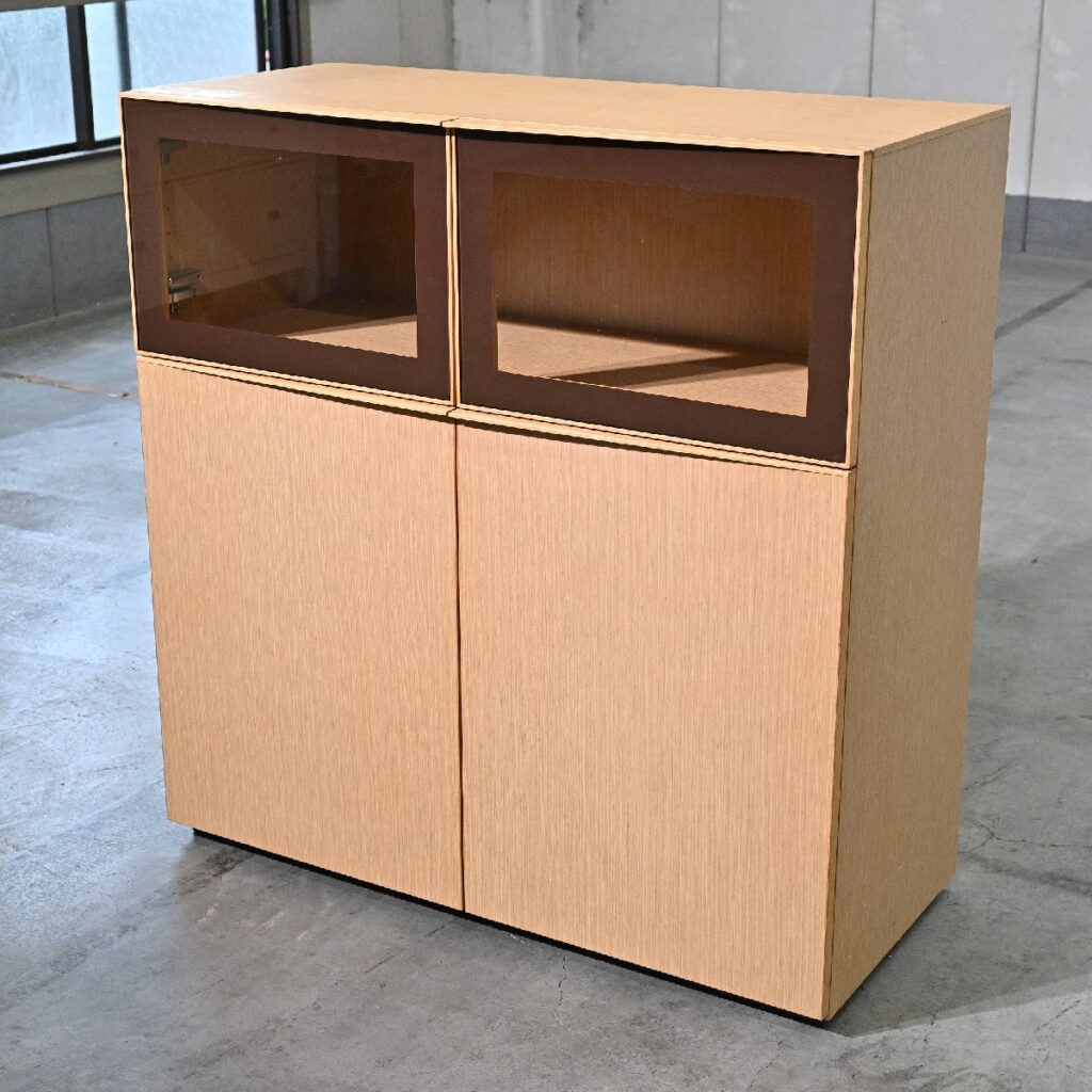arflex 「CONDUCTOR」キャビネット オーク材 ドアボックス ソリッドドア ガラス 扉 本棚 モダンの商品写真